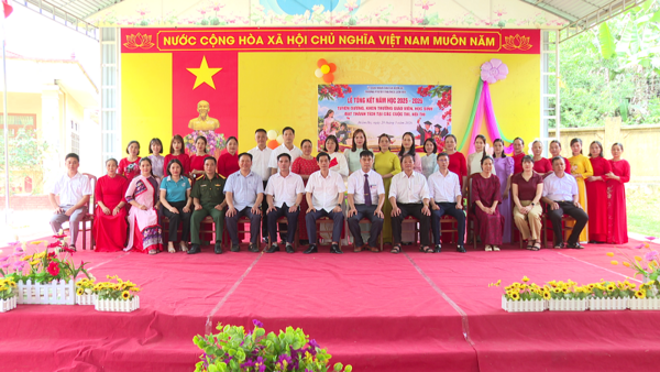 TRƯỜNG PHỔ THÔNG DÂN TỘC BÁN TRÚ TIỂU HỌC VÀ TRUNG HỌC CƠ SỞ LIÊN HỘI TỔ CHỨC TỔNG KẾT NĂM HỌC 2025 – 2026