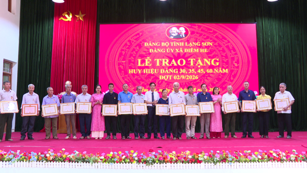 ĐẢNG ỦY XÃ ĐIỀM HE TỔ CHỨC LỄ TRAO HUY HIỆU ĐẢNG ĐỢT 02/9/2026  VÀ TỔ CHỨC NGHIÊN CỨU, HỌC TẬP, QUÁN TRIỆT NGHỊ QUYẾT HỘI NGHỊ LẦN THỨ BA BAN CHẤP HÀNH TRUNG ƯƠNG ĐẢNG KHÓA XIV
